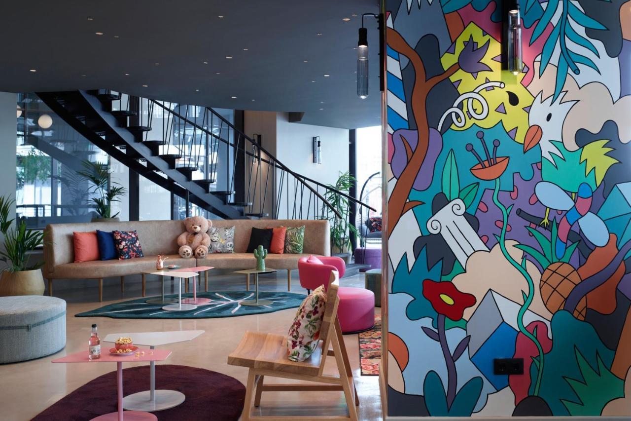 Moxy Athens City Екстер'єр фото