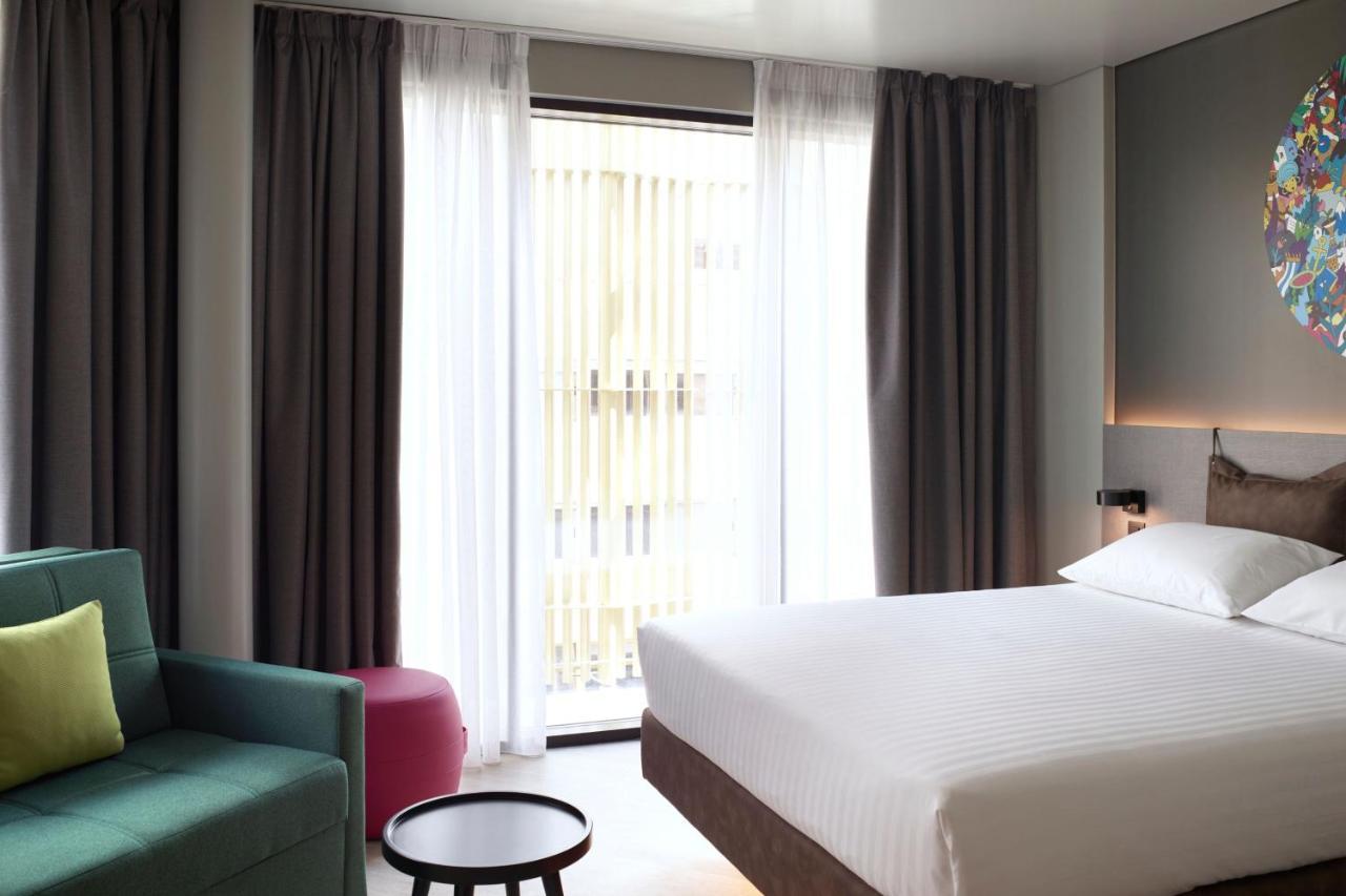 Moxy Athens City Екстер'єр фото