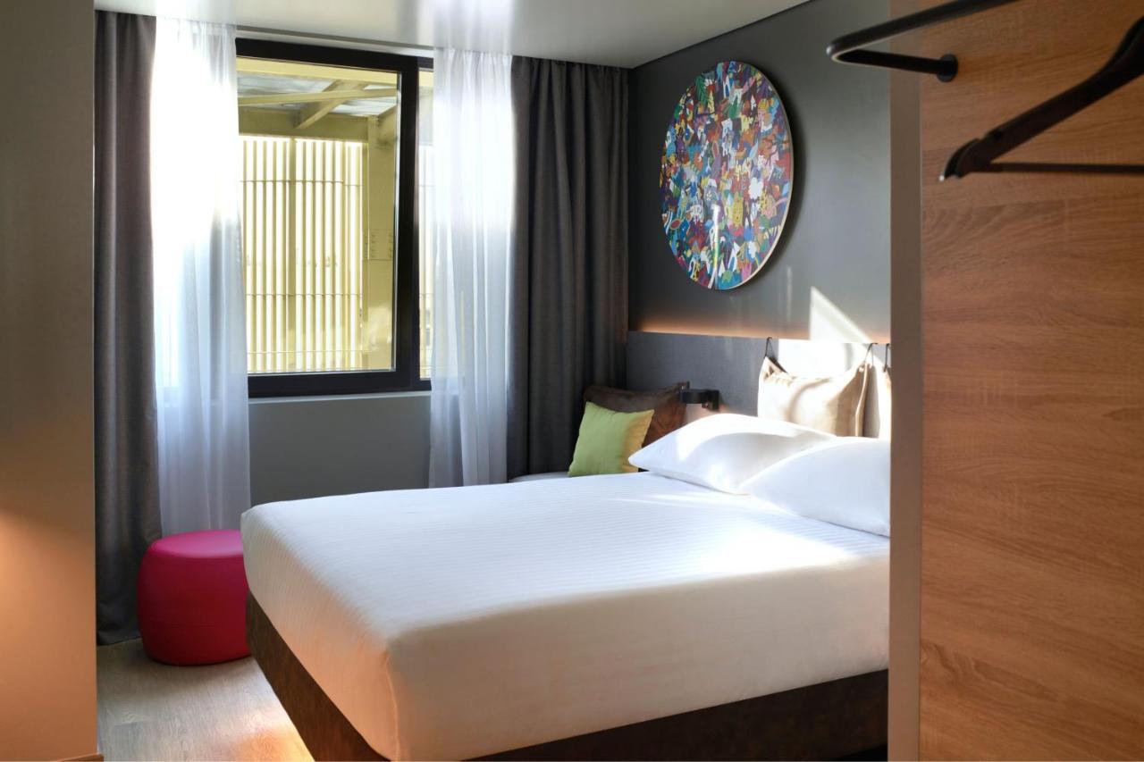 Moxy Athens City Екстер'єр фото