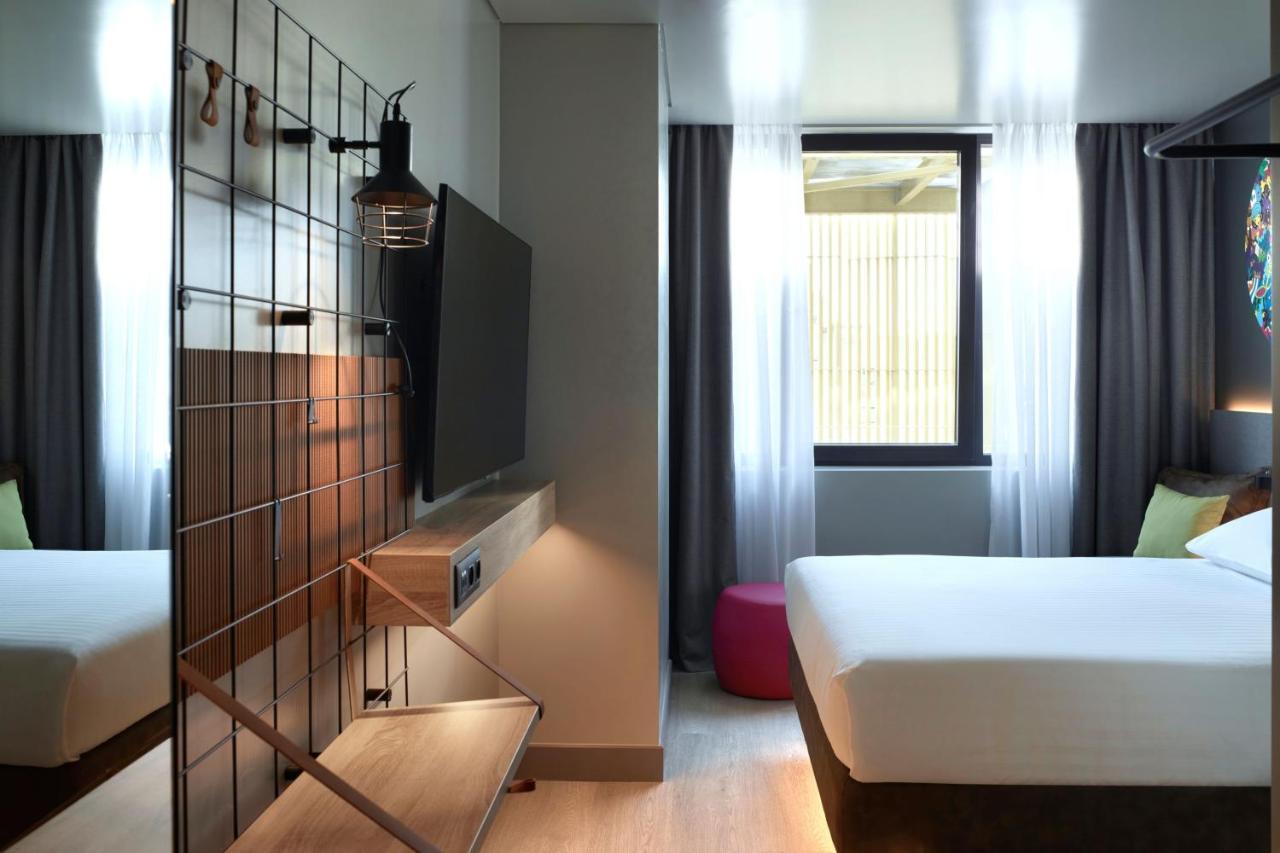 Moxy Athens City Екстер'єр фото