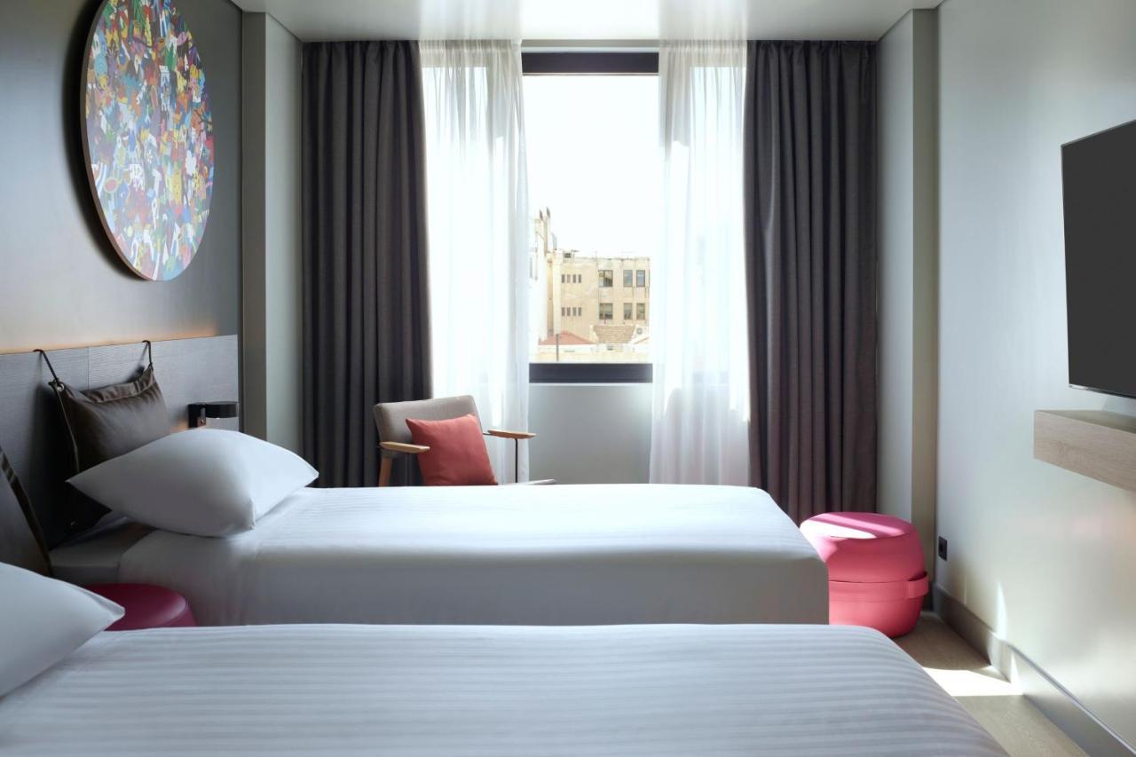 Moxy Athens City Екстер'єр фото