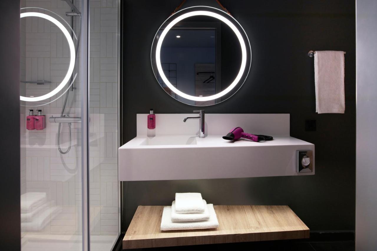 Moxy Athens City Екстер'єр фото