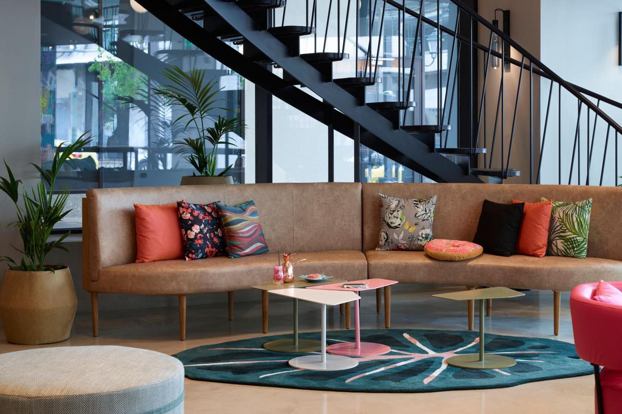 Moxy Athens City Екстер'єр фото